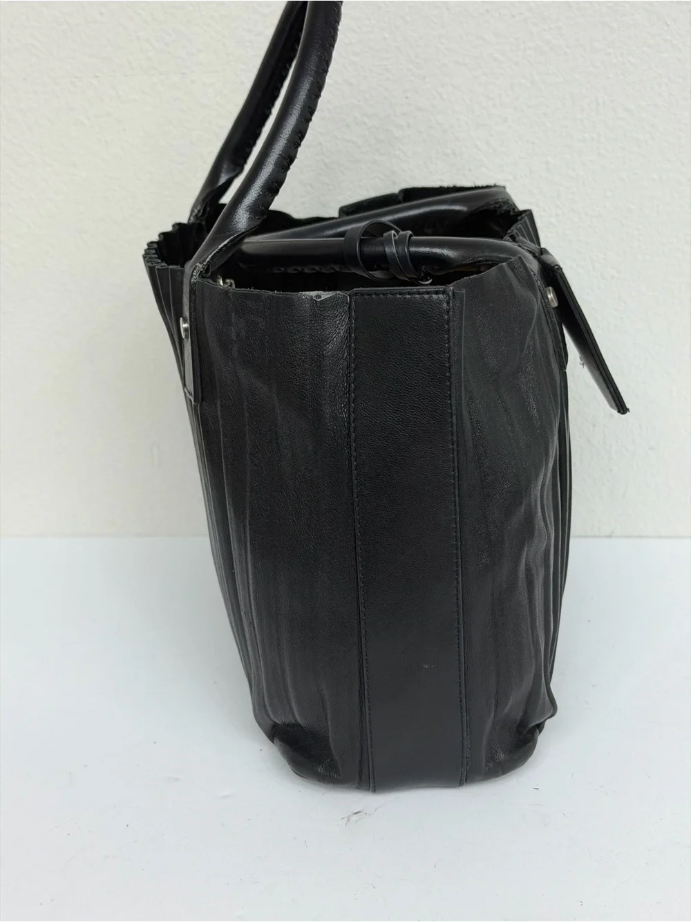 Giorgio Armani Black Leather Handbag Vintage Made in Italy Soft Leather Shoulder